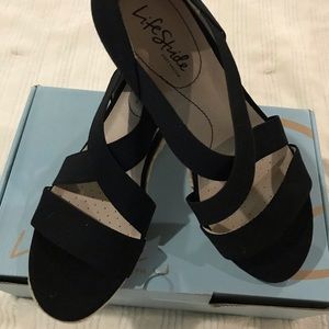 Lifestride sandal wedge